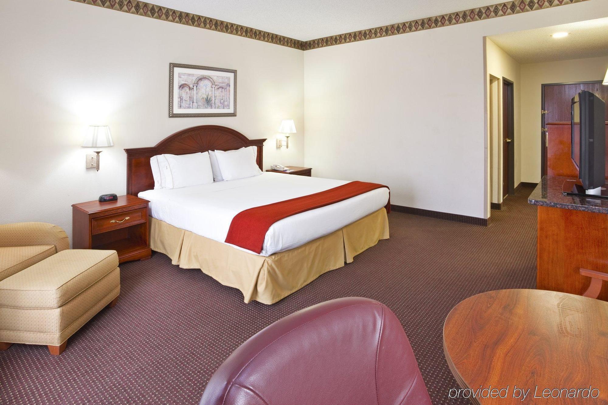 Holiday Inn Express Toledo-Oregon By Ihg Δωμάτιο φωτογραφία